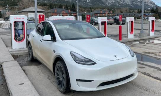 model3和modely哪个好一些(Model Y和Model X有什么区别)