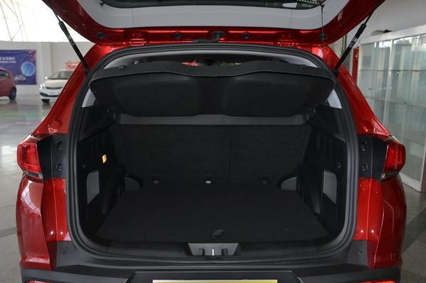奇瑞瑞虎7后备箱尺寸图片,瑞虎7后备箱尺寸长宽高