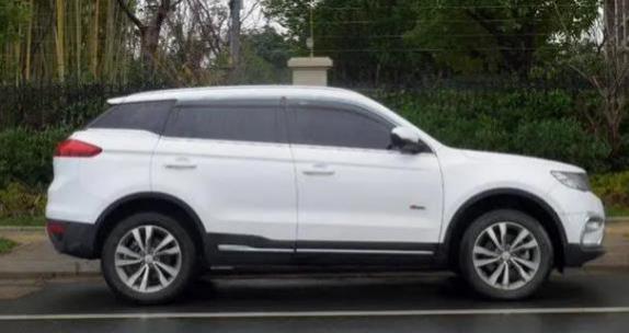 吉利博越胎压低怎么办(博越Couple怎么样)