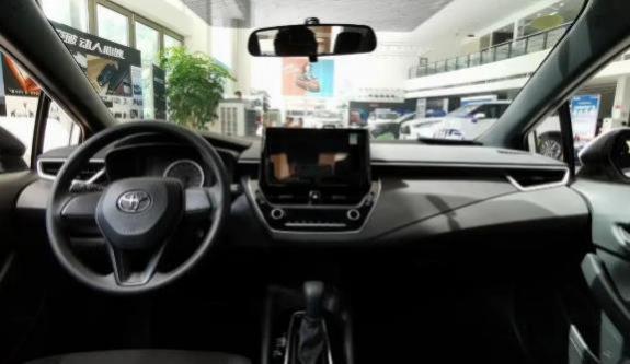 雷凌和朗逸哪个比较好(雷凌和朗逸哪个更好)