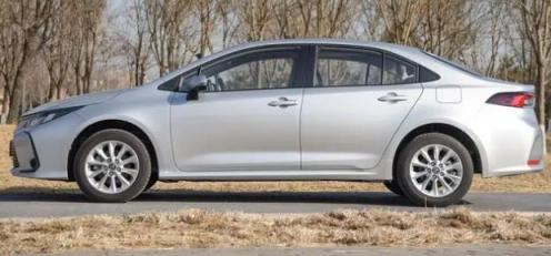 卡罗拉双擎e+动力怎么样(卡罗拉双擎E+动力怎么样)