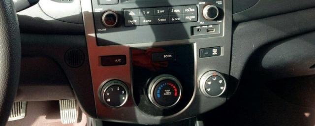 汽车暖风开一会儿就不热了,汽车暖风热一会就不热了是怎么回事