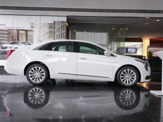 开车记录仪电池显红格怎么处理(行车记录仪电池怎么换)