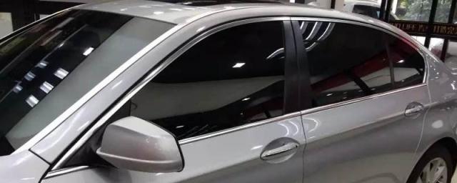 车膜为什么先贴外面,车膜为什么先贴外面整形