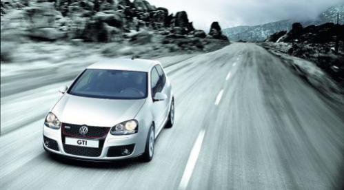 宝骏车钥匙如何换电池图,宝骏车钥匙怎么换电池