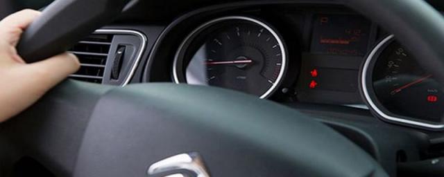 科目三直线行驶怎么过,科目三直线行驶怎么过到底