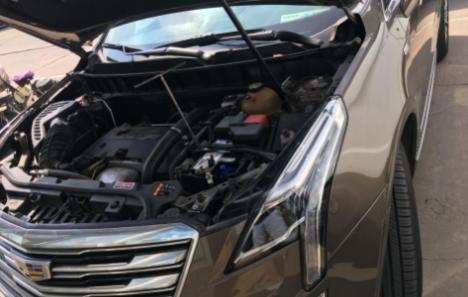 xt5更换电瓶,凯迪拉克xt5换电池教程