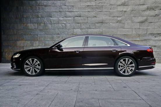 汽车水泵漏水现象原因和故障排除,汽车水泵漏水怎么解决