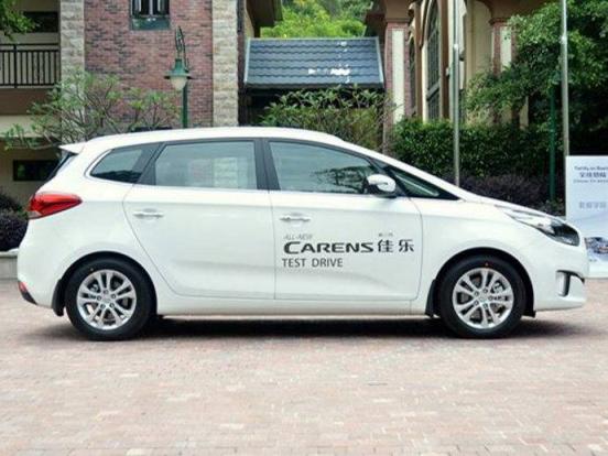 起亚carens是什么车型,carens起亚什么车