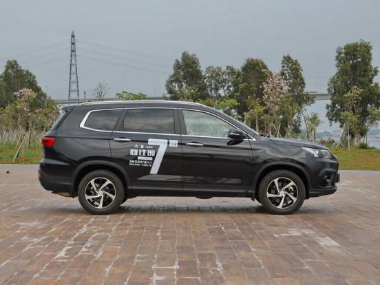 北汽幻速S7显示屏怎么升级,幻速s3l天窗设置方法