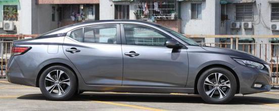 日产轩逸火花塞多久换一次?,日产轩逸火花塞多久更换