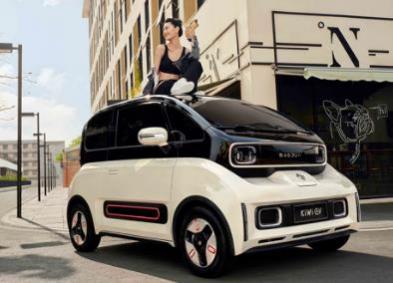 宝马1系好还是x1好(自动挡小型车有哪些比较适合女生)