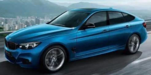 宝马3系氛围灯效果图(宝马3系后驱和四驱哪个更好)