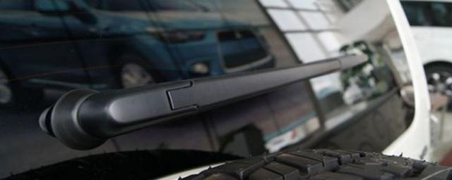 轿车可以加装后雨刷吗,知识介绍,汽车没有后雨刷,可以自己加装吗?