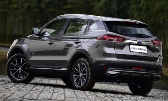 博越刹车距离是多少米(博越和瑞虎7哪个更好)