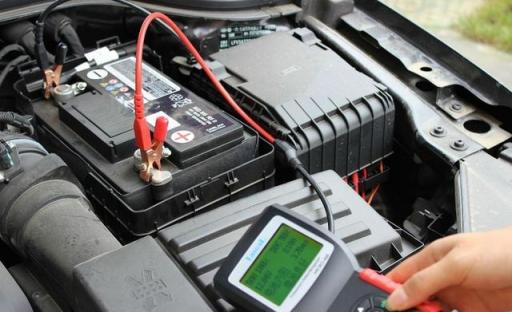 汽车电瓶电压10.6正常吗,汽车电瓶11.5伏正常吗