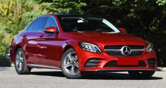 奔驰c级外观都一样吗(奔驰C级官方价是多少)