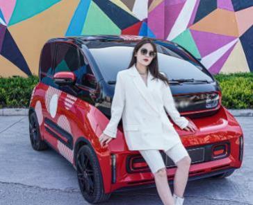 女生20万左右的轿车(20万适合女生的轿车有哪些)