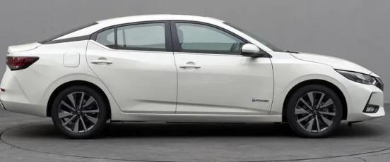 新天籁和轩逸哪个好(轩逸二手价)