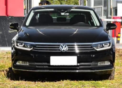 迈腾对比天籁优势(迈腾和天籁哪个更好)