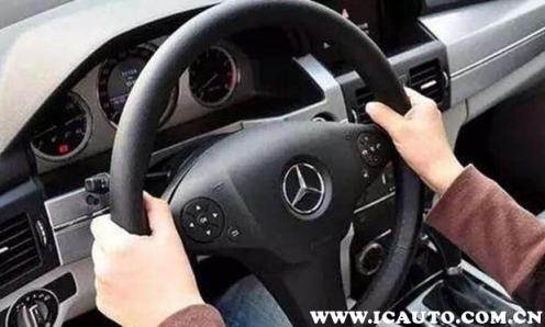 大众途观打方向盘是咯噔咯噔响,荣威350打方向盘是咯噔咯噔响