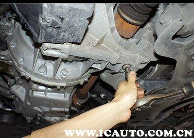 车子变速箱油多久换一次多少钱,变速箱油换一次大概多少钱