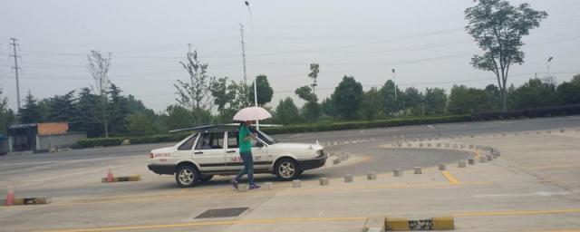 学车教练骂人怎么办?,练车教练骂人怎么办