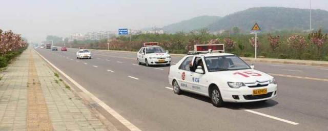 科目三挂了可以改成绩,科目三不过给车管所改成绩