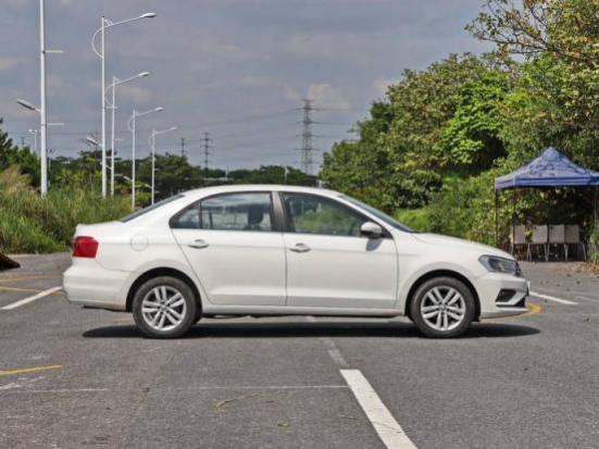 花粉过滤器(空调花粉过滤器是什么功能)