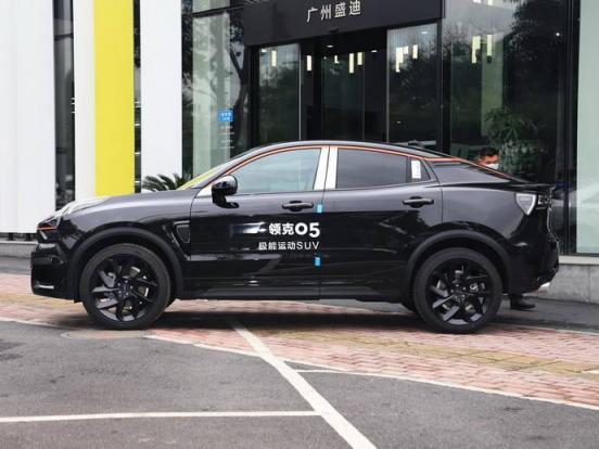 泡水车地毯怎么干(车地毯进水算泡水车吗)