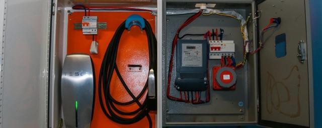 特斯拉可以用家用电充电吗?,特斯拉能用家用电充电吗