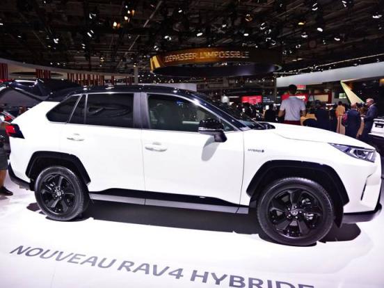 大黄牌和小黄牌的区别是什么(汽车蓝牌与黄牌的区别是什么)