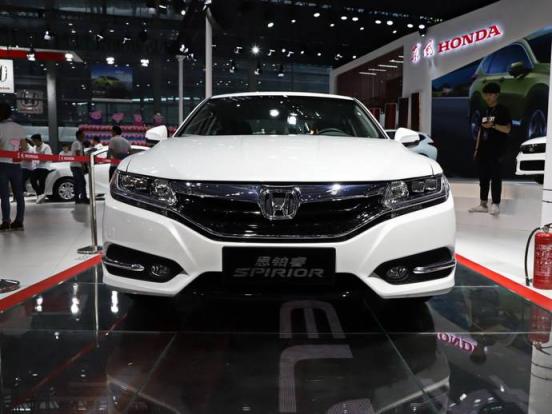 汽车刹车盘有凹槽能磨平吗(汽车刹车盘有凹槽能磨平吗？)