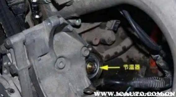 车载蓝牙老是跳出来请求配对是怎么回事(宝马325i车载蓝牙怎么连接)