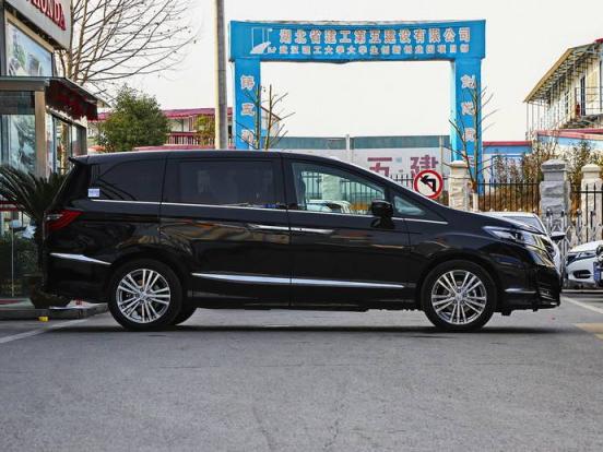 奥迪a4l安全带没有系为什么没有报警,奥迪s4为什么比s3慢