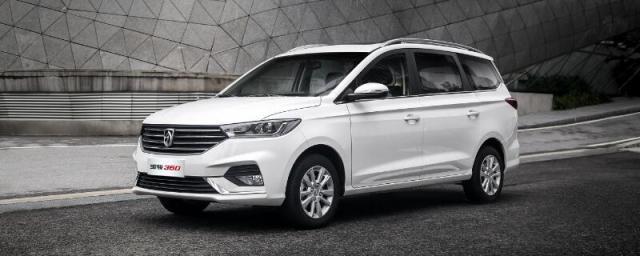 五菱宏光S基本型有多重(五菱宏光s3车有多重)