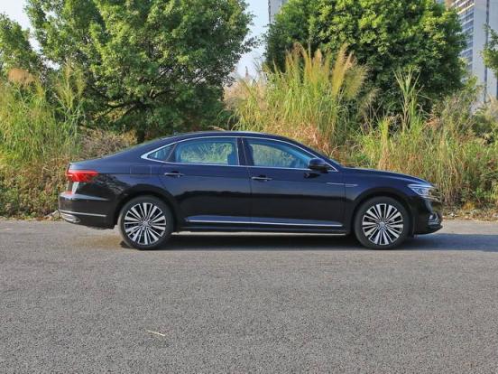 手机导航和车载导航各自有什么优点,车载导航有什么优势