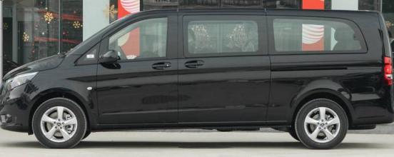 晶锐1.6排量，压缩比10.5，油箱盖上写的是95/93。加几号油？(汽车发动机排量指的是什么)