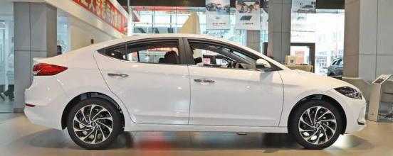 本田凌派怎么区分(广汽本田凌派点烟器保险丝是哪个)