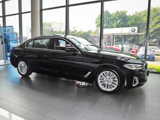 开卡丁车和真车有什么不同 开卡丁车和开车有什么区别？