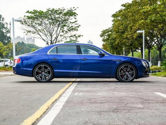 别克阅朗多少钱,别克阅朗功能介绍(阅朗变速箱是哪款)