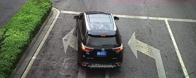 转弯压线扣几分罚款多少(转弯压线扣几分罚款多少)