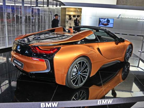 车险为什么还要交车船费?(为什么每年要交车船费)