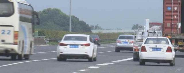 高速上白实线变道一定会被拍到吗,高速实线变道被拍几率大吗