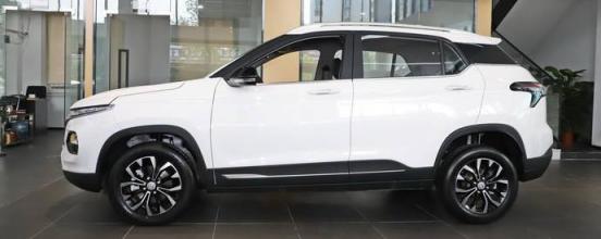 五菱宏光左前门门板怎么拆(五菱宏光前门板怎么拆开)