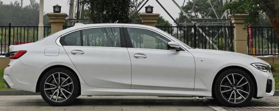 锐志车怎么样(江淮嘉悦X4内饰怎么样?)