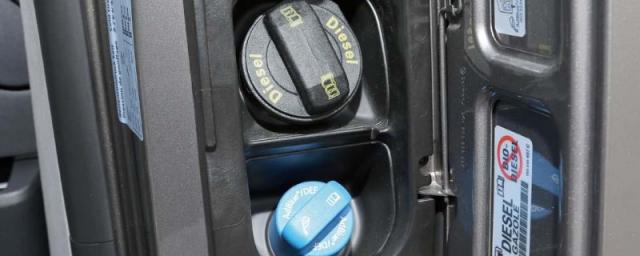 2023国三柴油车还能审车吗,柴油车间歇性供不上油