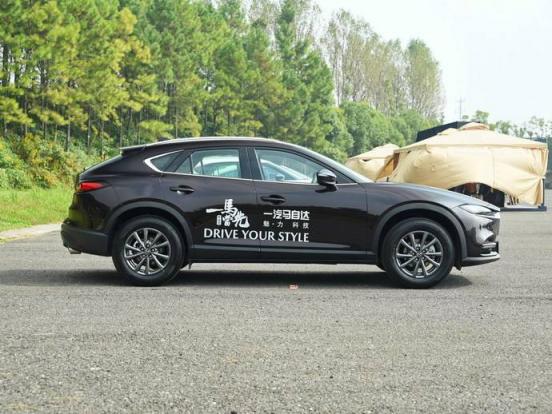 买车是更看重动力性还是高配置,日产Ariya的动力配置及其整体性能简介