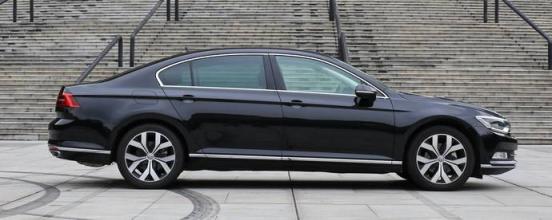 交通事故受伤方占主责该如何赔偿(交通事故对方逃逸可以要求哪些赔偿)