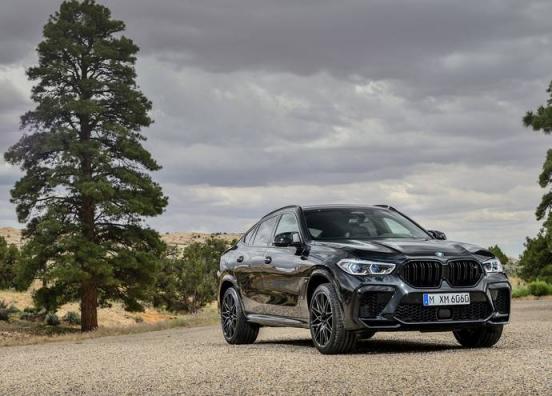 凯美瑞水箱漏水能修吗(丰田凯美瑞水箱多少公里换)